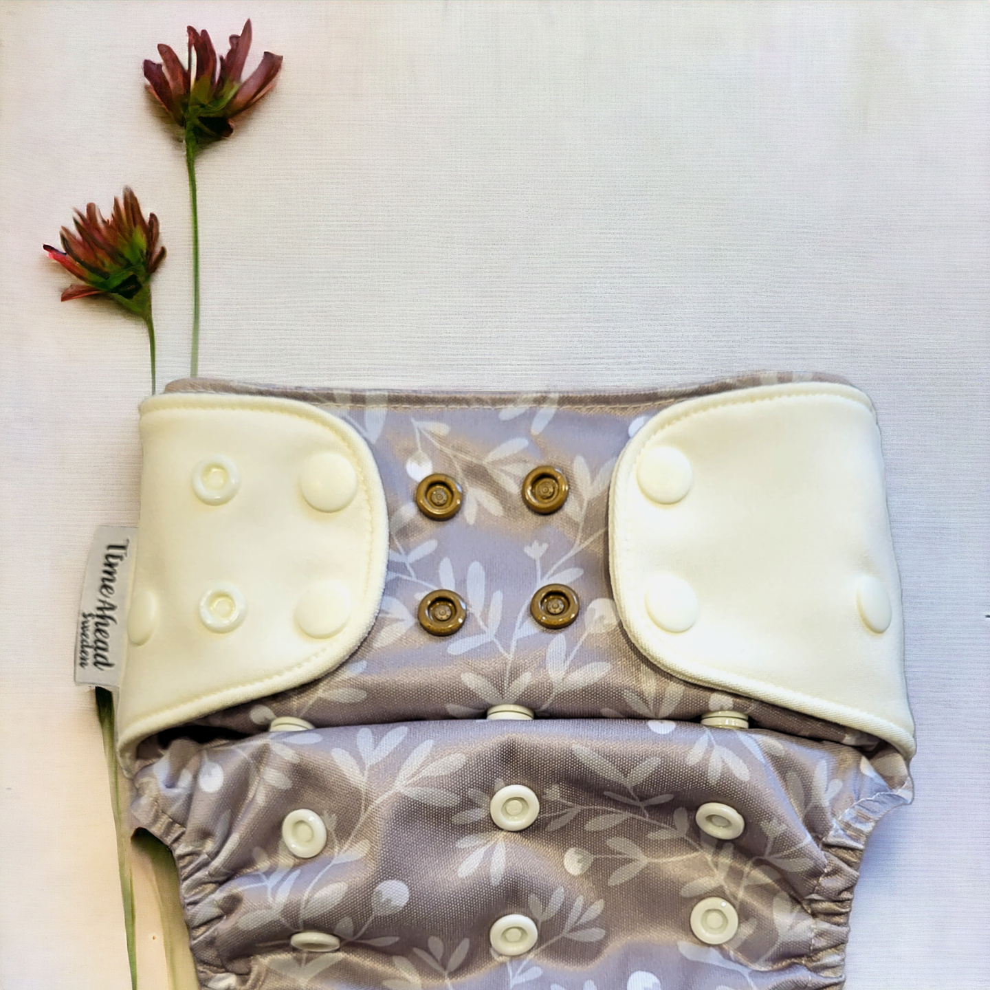 The Swedish Forest | Pocket Diaper Stretch | 5-17kg: Humleblomster beige / No inserts - - MamaMilla