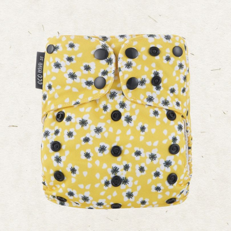 One Size Bamboo Pocket Diaper. Blossom - - MamaMilla