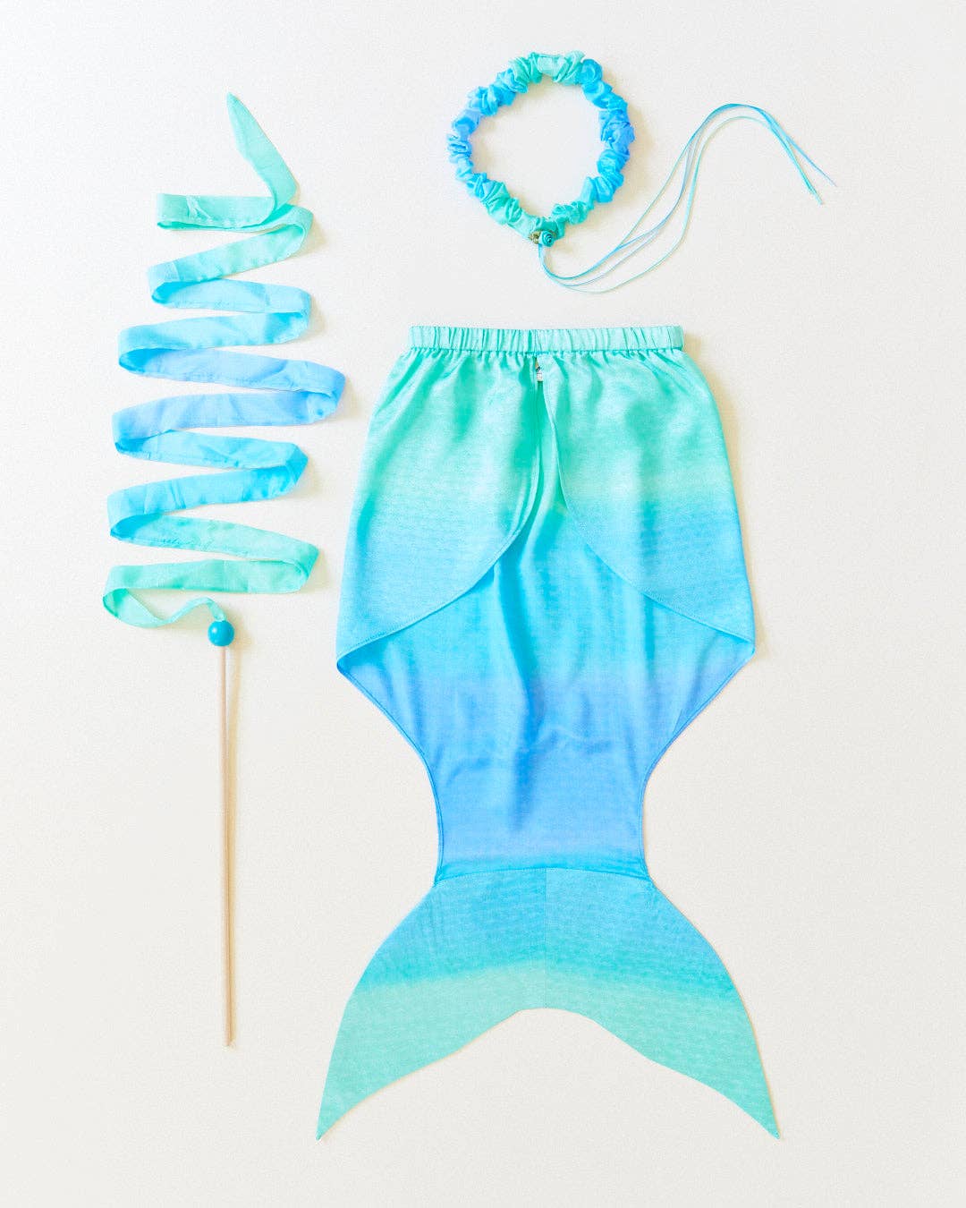 Sarahs Silk Sea Streamer - natural silk & wood wand - - MamaMilla