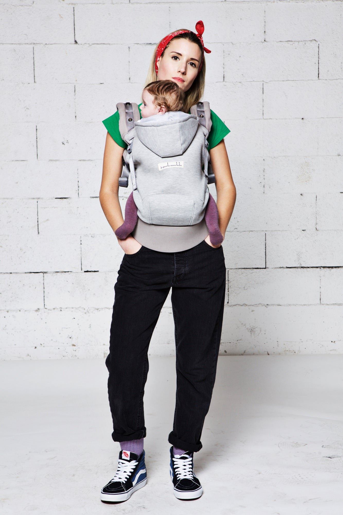Love radius bæresele - Hoodie carrier - Lysegrå/Athletic Grey - bæresele - MamaMilla