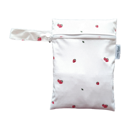 The Swedish Forest | Small wetbag: Humleblomster vit - - MamaMilla